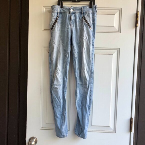 Guess Denim - Guess Los Angeles Women’s Light Wash Zip Skinny Jeans Model MWS1A2C0209 Size 27